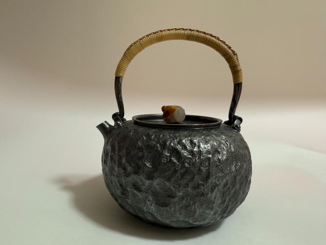 純銀製 瑪瑙摘み ひしき 岩目 湯沸 銀瓶 煎茶道具