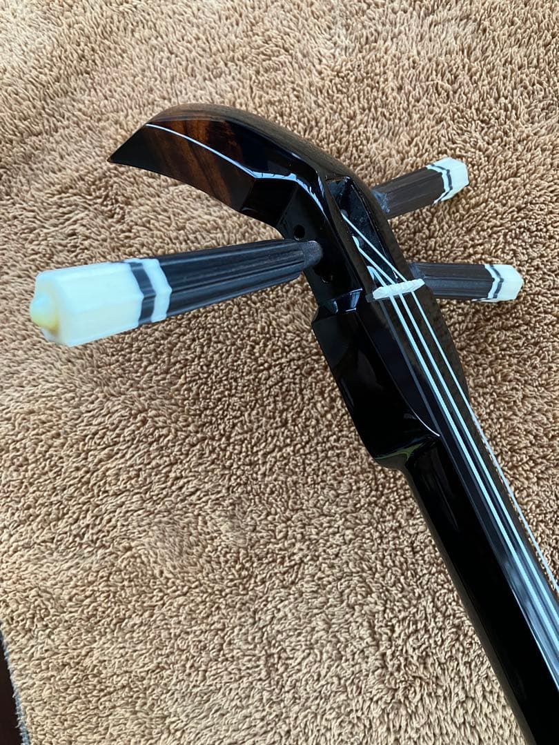 沖縄三線貴重本島産クルチ与那城型本皮一枚張りスンチ塗り期間限定出品