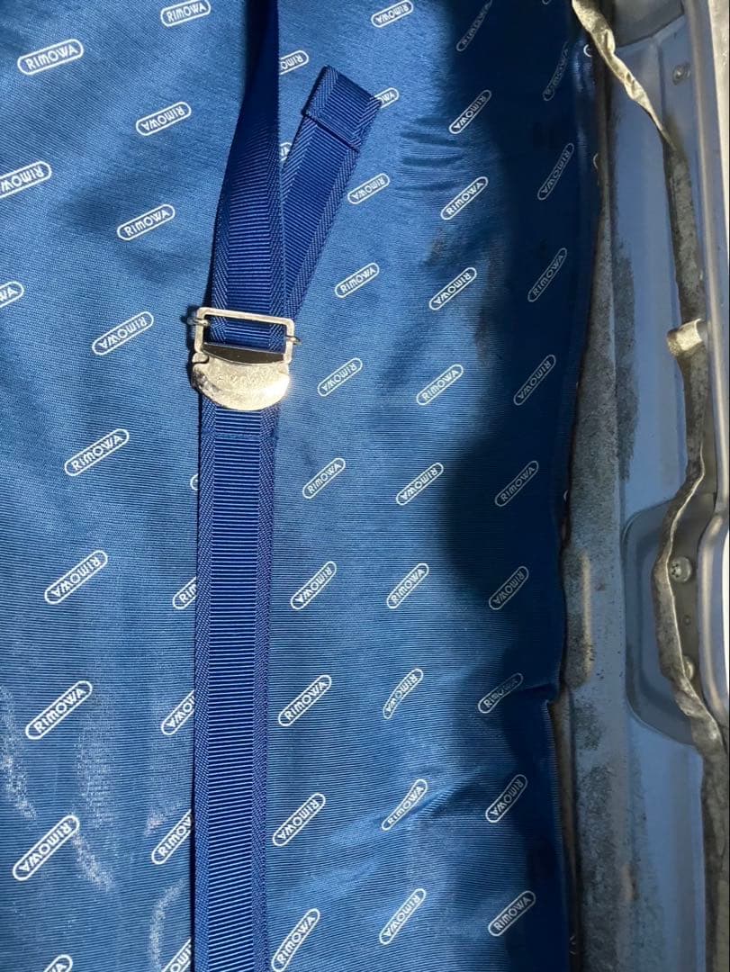 リモワスーツケーストパーズ 82L 4輪　932.70