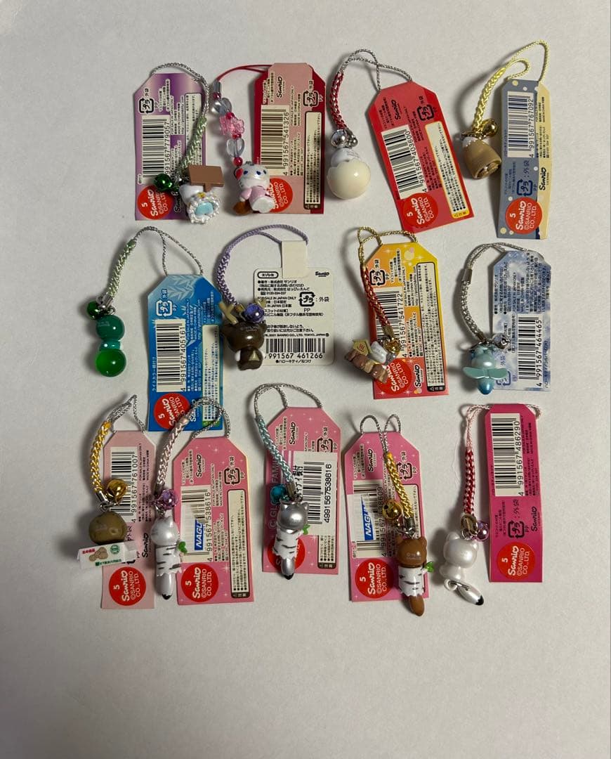 HELLO KITTY ご当地キティ　根付け　北海道限定　冬季限定　13種類