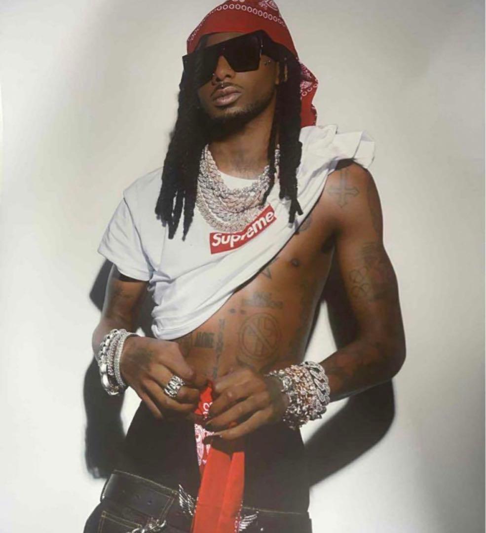 supreme×playboi carti ポスター