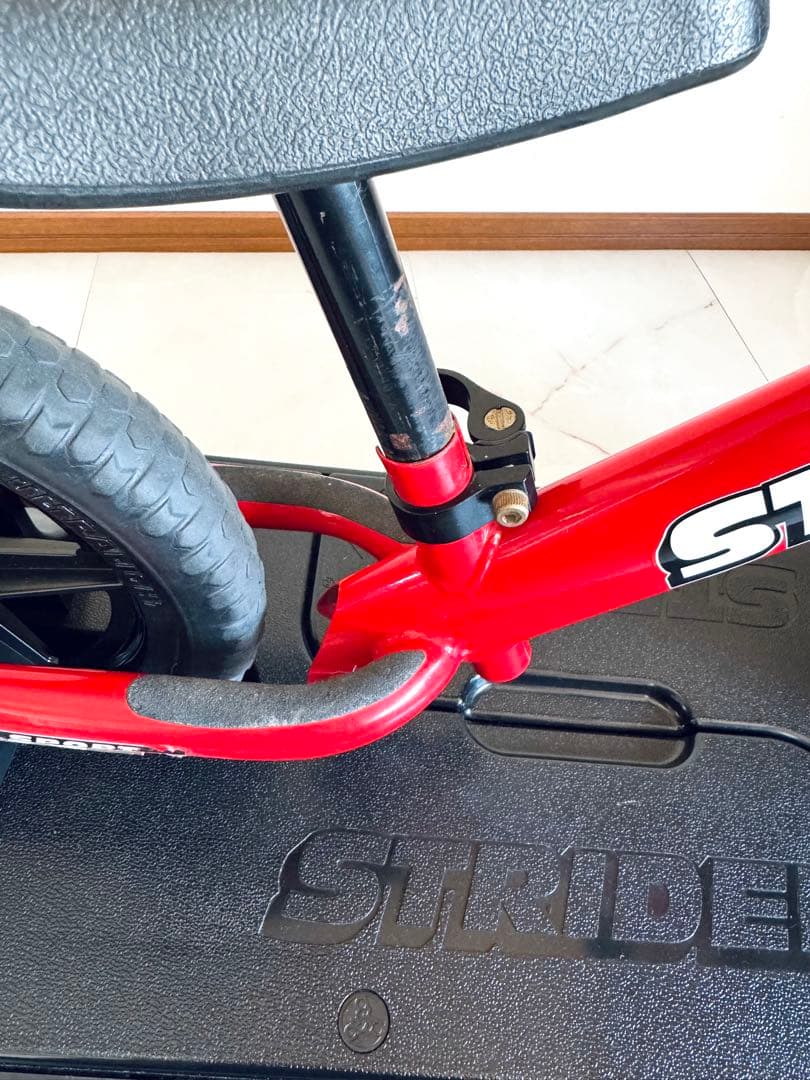 【値下げ】 ストライダー　スポーツ　12インチ　ロッキングベース付