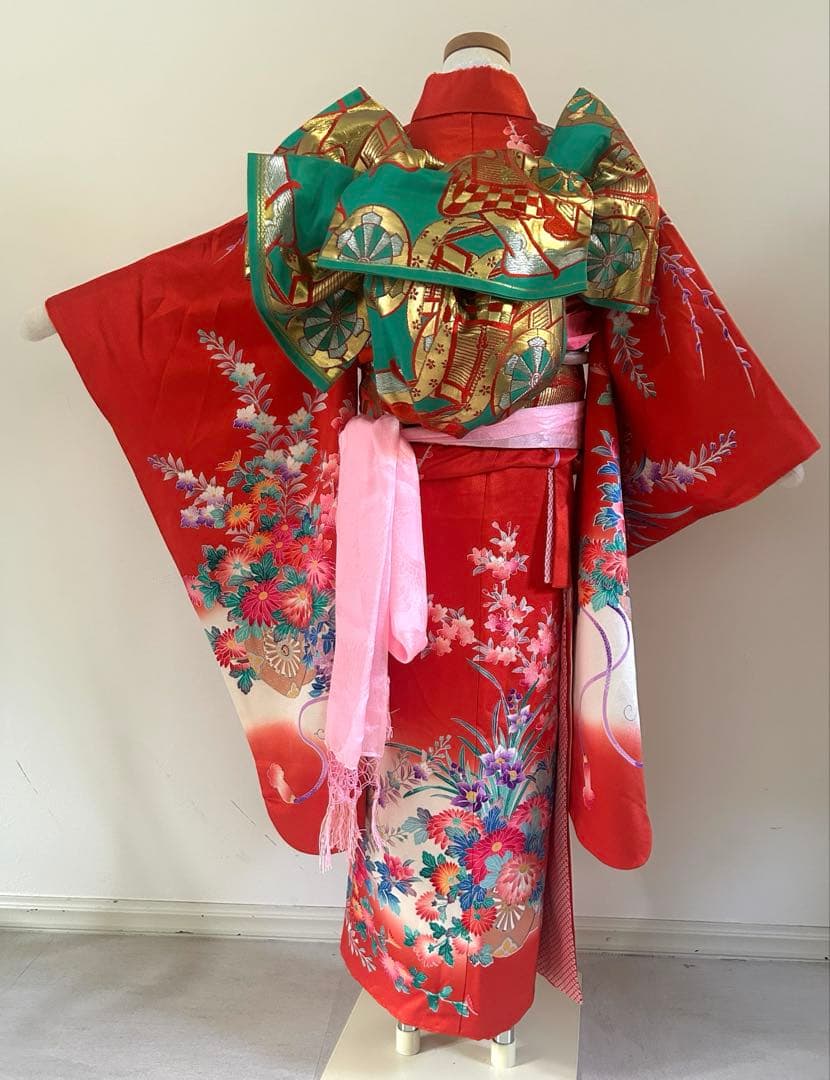 7歳　七五三　ちりめん正絹着物　古典柄　帯　帯揚げ　帯締め　しごき　セット