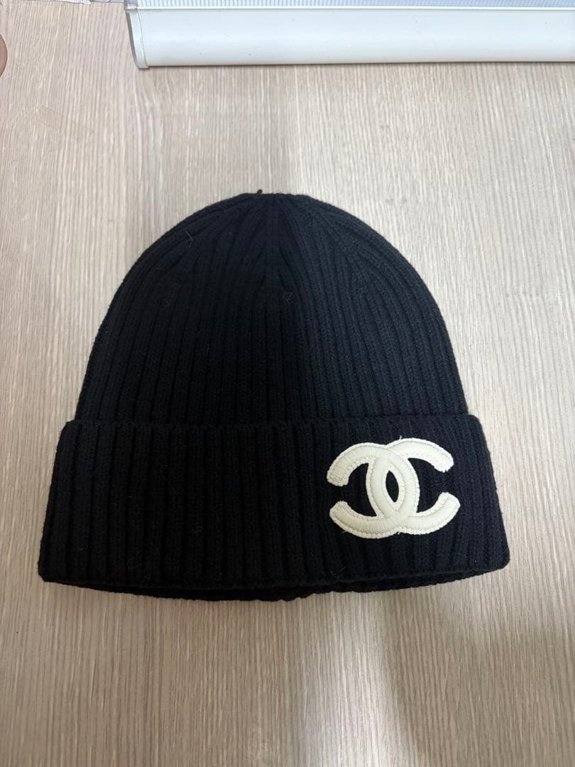 CHANEL 黒 ニット帽 CCロゴ