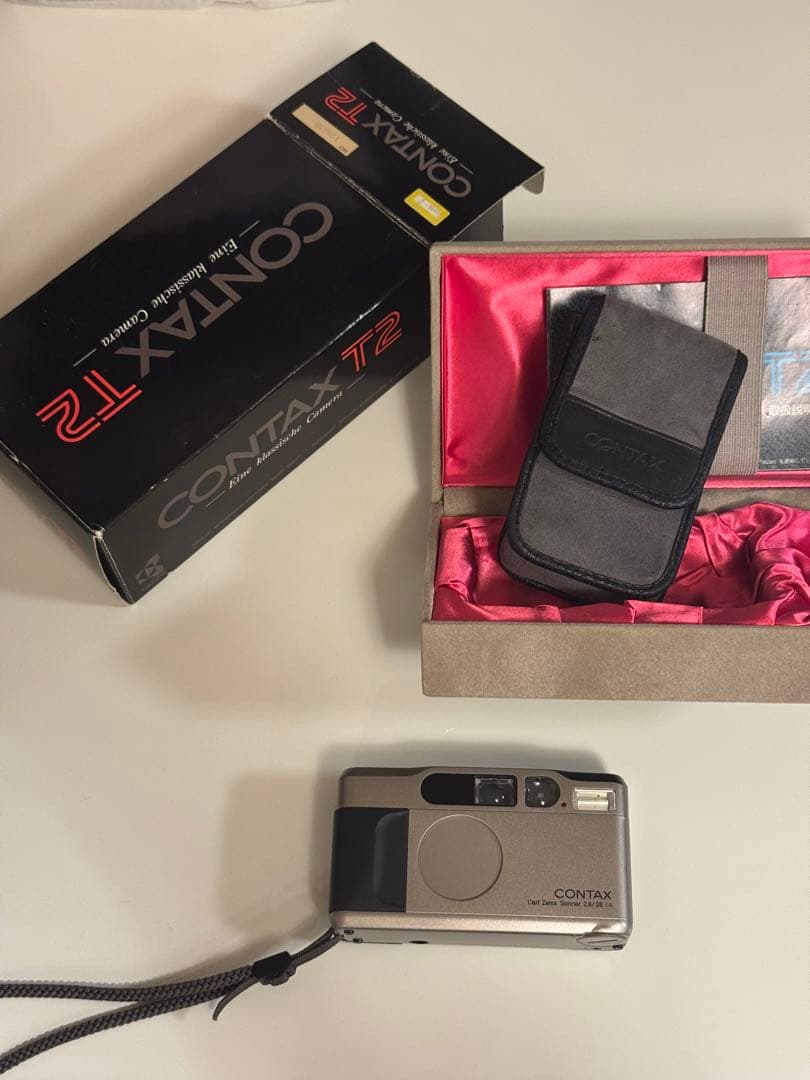 美品　CONTAX T2 コンパクトフィルムカメラ