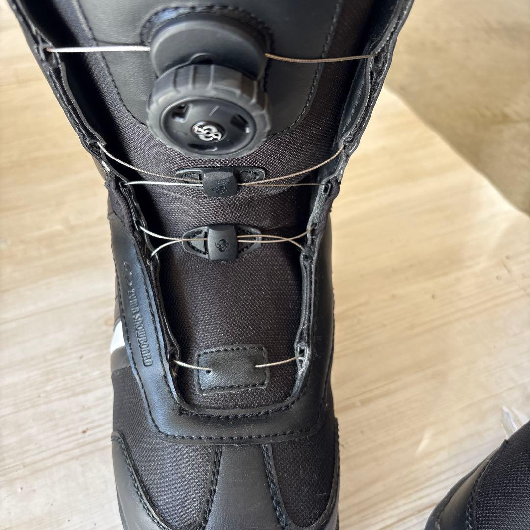 【美品】ZUMA スノーボードブーツ boa ダイヤル式 25cm