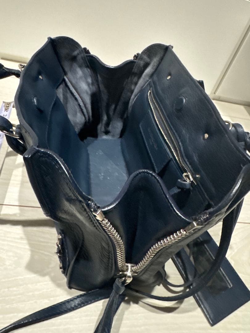 ネイビー レザー ショルダーバッグ　バレンシアガ　ペーパーミニバッグ