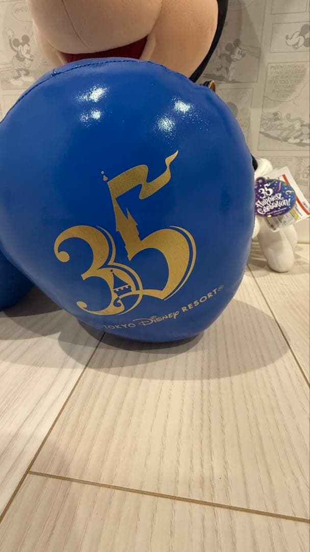 ディズニーリゾート35周年　ミッキー特大ぬいぐるみ