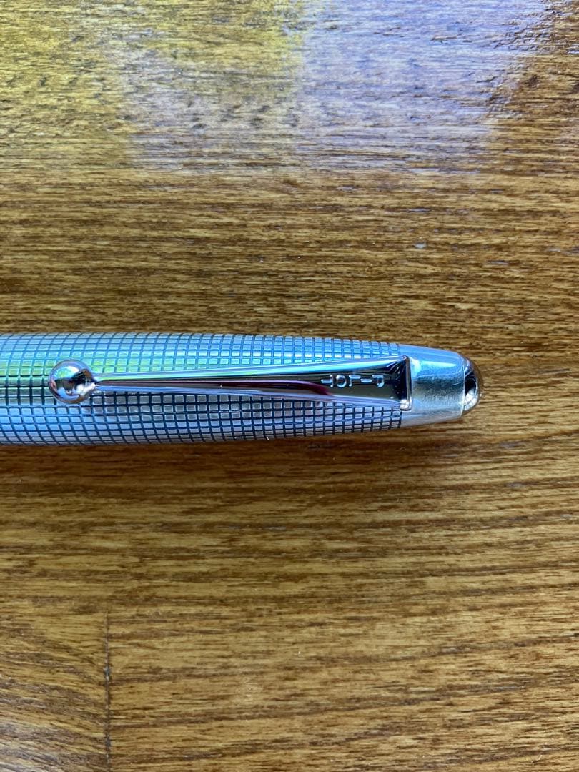 PILOTパイロット万年筆 シルバーン 格子＜ぺン先：F＞