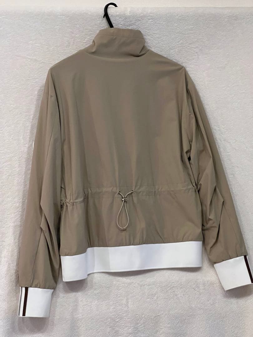 gfore 軽量ベージュジャケット ハーフジップ