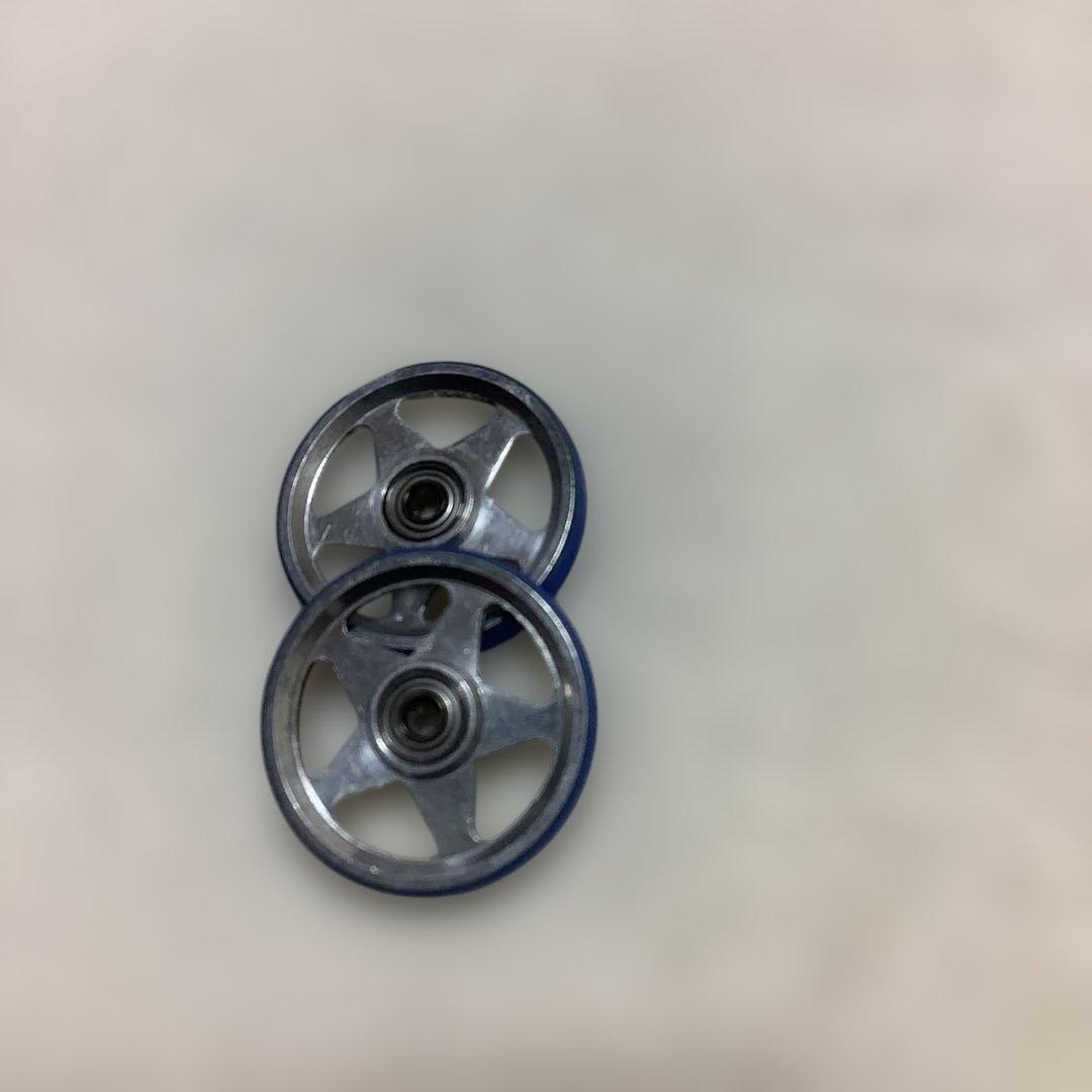 タミヤ製　ミニ四駆19mmプラリング付きアルミローラー5スポーク(ブルー)初期物