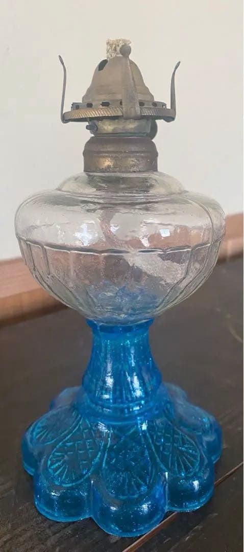 632 卓上ランプ　明治期　インテリア　青ガラスランプ　アンティークランプ