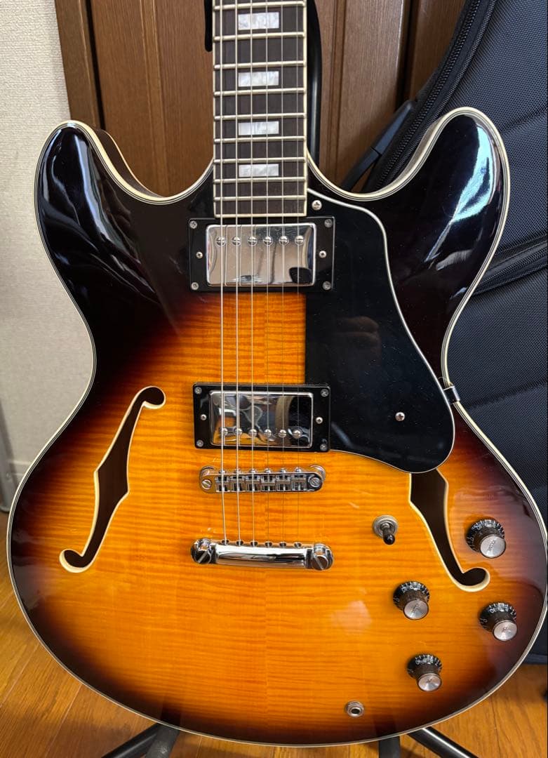 新品同様　SIRE（サイアー）H7 ラリーカールトン セミアコ