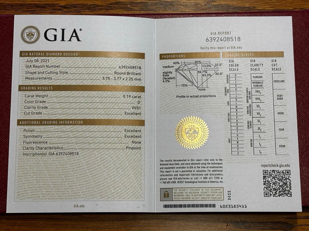 新品同様カルティエ ダムール ダイヤモンド ピアス ホワイトゴールド