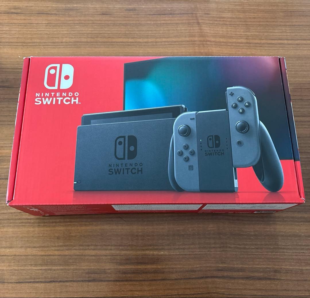 NINTENDO SWITCH 本体 付属品全部あり 持ち運びケース付き