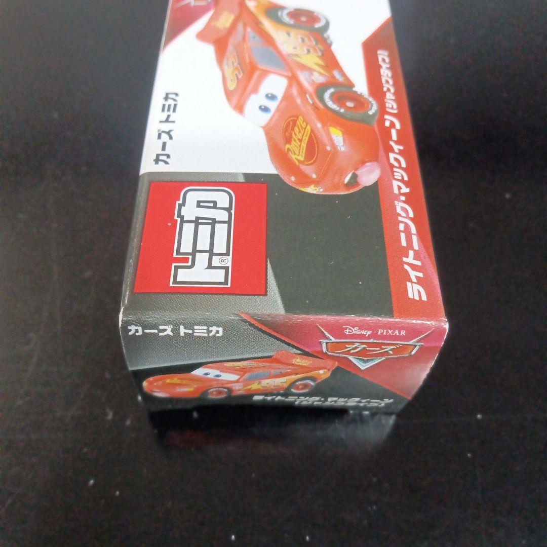 カーズ トミカ ライトニング・マックィーン ジャンプタイプ