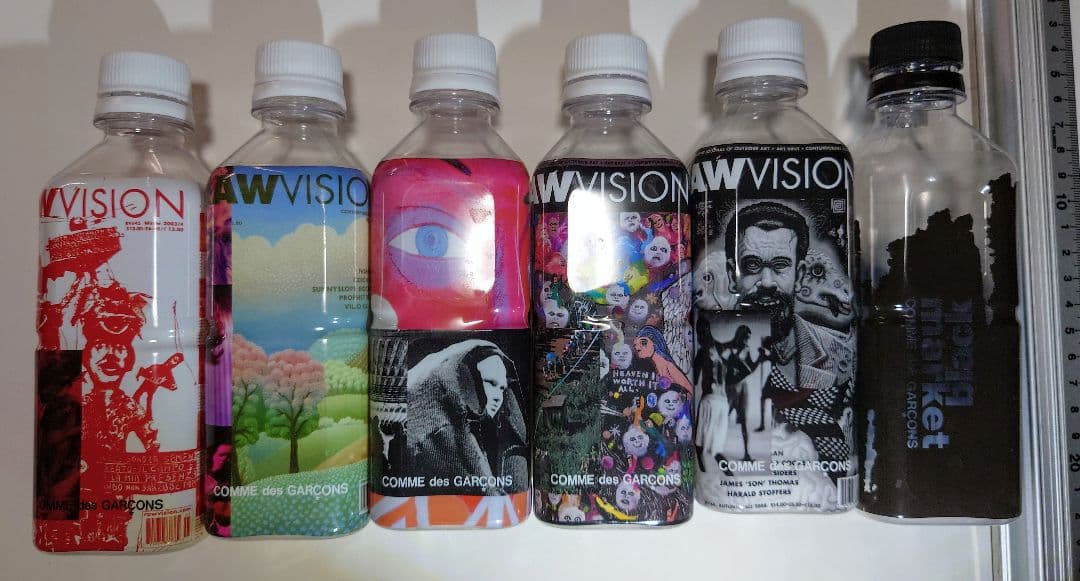 COMME des GARÇONS アート空ペットボトル 330ml　6種類