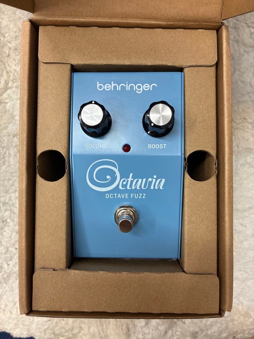 【新品】BEHRINGER Octavia Octave Fuzz