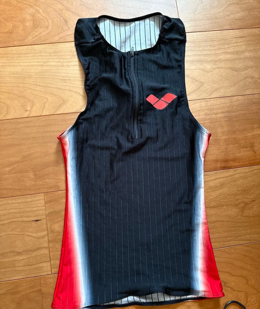 【レア】arena トライスーツ トライアスロン ブラック×レッド M　競パン