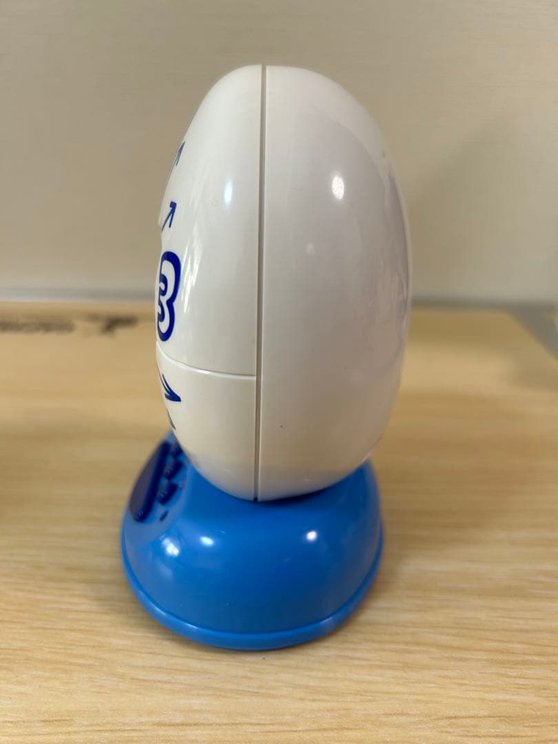 たまごっち　めざまっち 目覚まし時計　新品　白