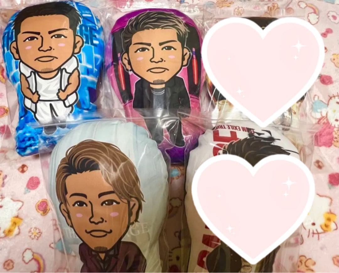 武知海青 クッション