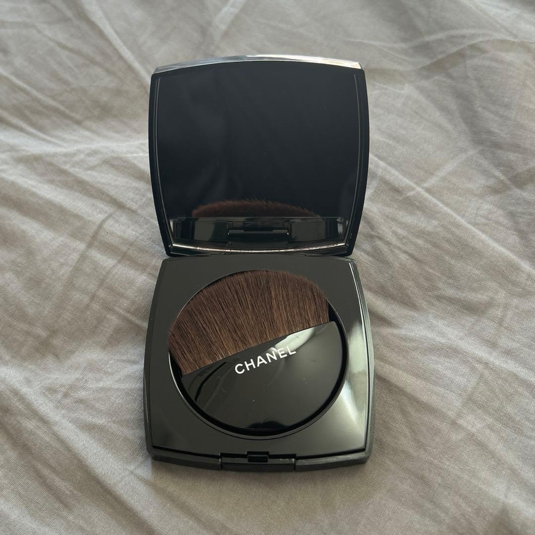 CHANEL シャネル カメリア フトゥーラ パウダー トリオ チークカラー