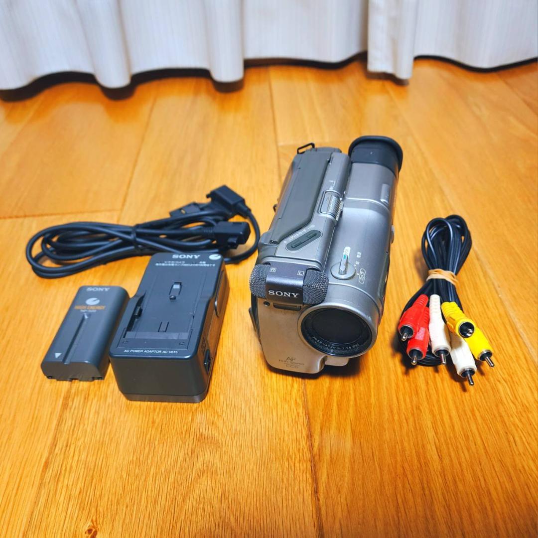 【動作確認済】SONY Hi8 高画質 CCD-TR1 ビデオカメラ セット