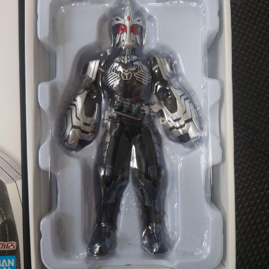 S.H.Figuarts（真骨彫製法） 仮面ライダーオーズ サゴーゾ コンボ