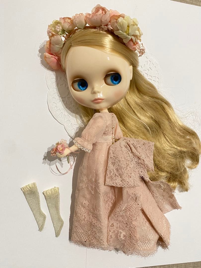 有名作家MOMO CATさんのドレス　ブライス　アウトフィット