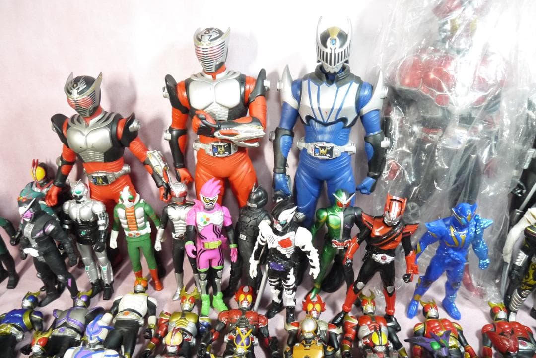 ライダーヒーローシリーズ　ビッグサイズソフビフィギュアなど　118体セット