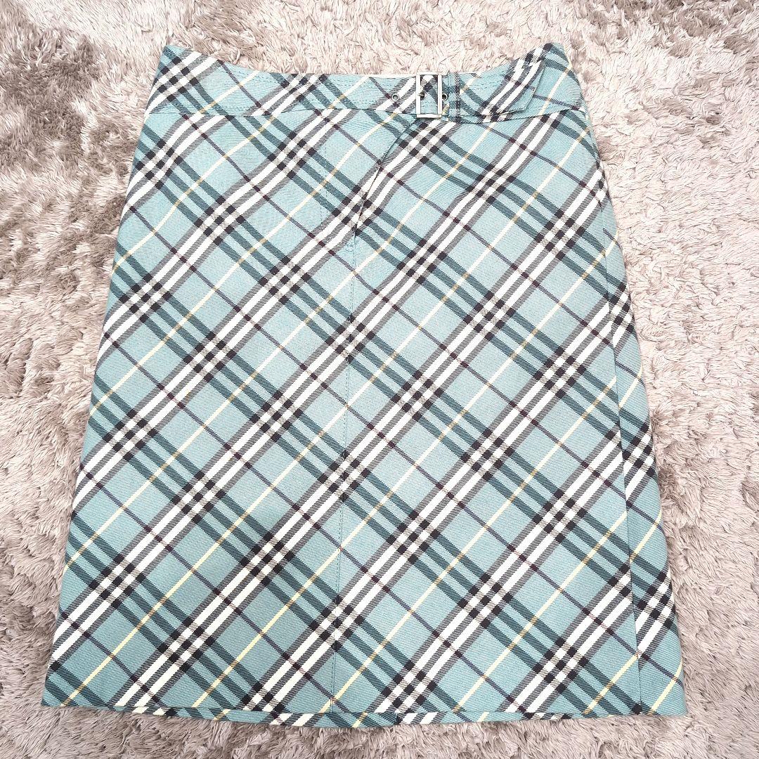 ✨美品 バーバリー ブルーレーベル 水色 チェック柄 ひざ丈スカート ベルト付き