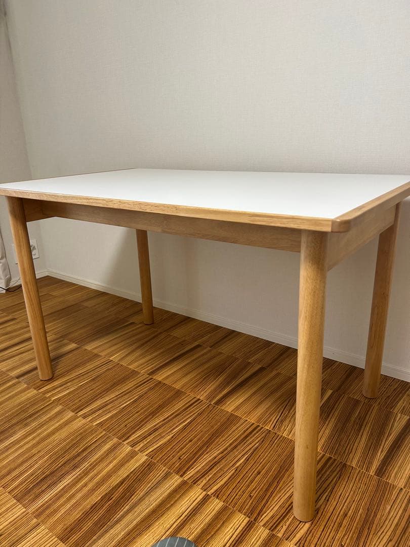 木製ダイニングテーブル ホワイト