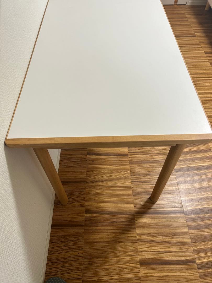 木製ダイニングテーブル ホワイト