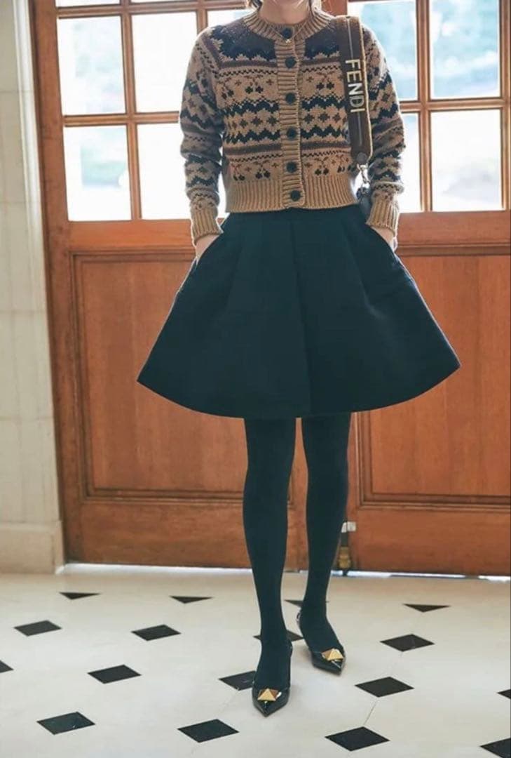 新品☆セブンテン　ハイウエストフレアキュロット　黒　SサイズSEVEN TEN