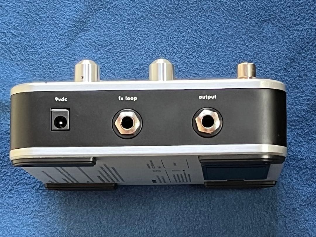 Fishman 「Aura Spectrum DI」　高品位DI❗️