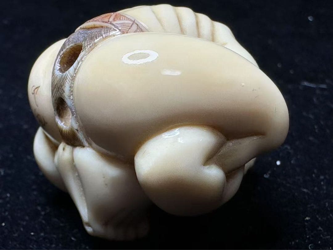 根付　置物　アンティーク　天然素材　彫刻 古美術品　細密細工　骨董コレクション