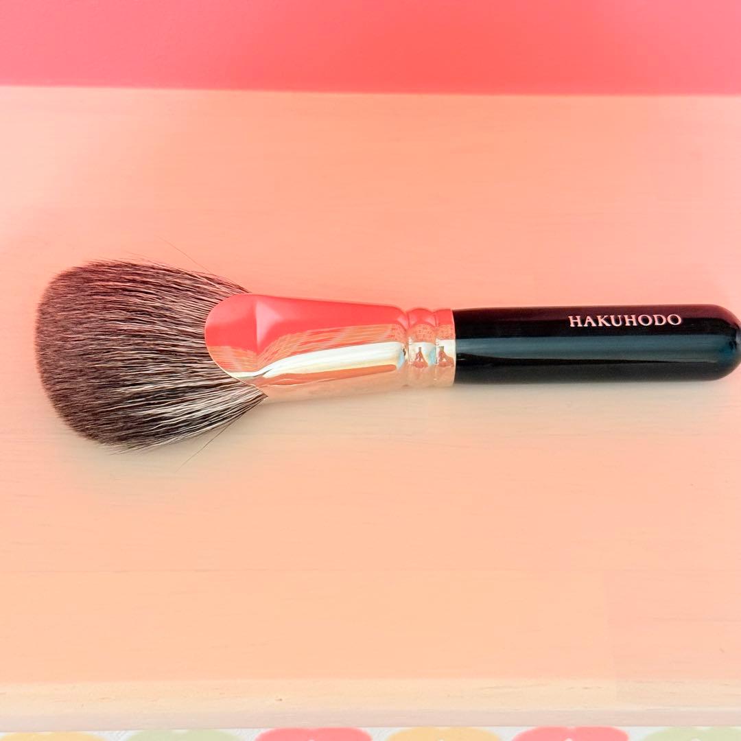 新品未使用 白鳳堂 F1342 扇毛短斜め パウダーブラシ 灰リス・山羊