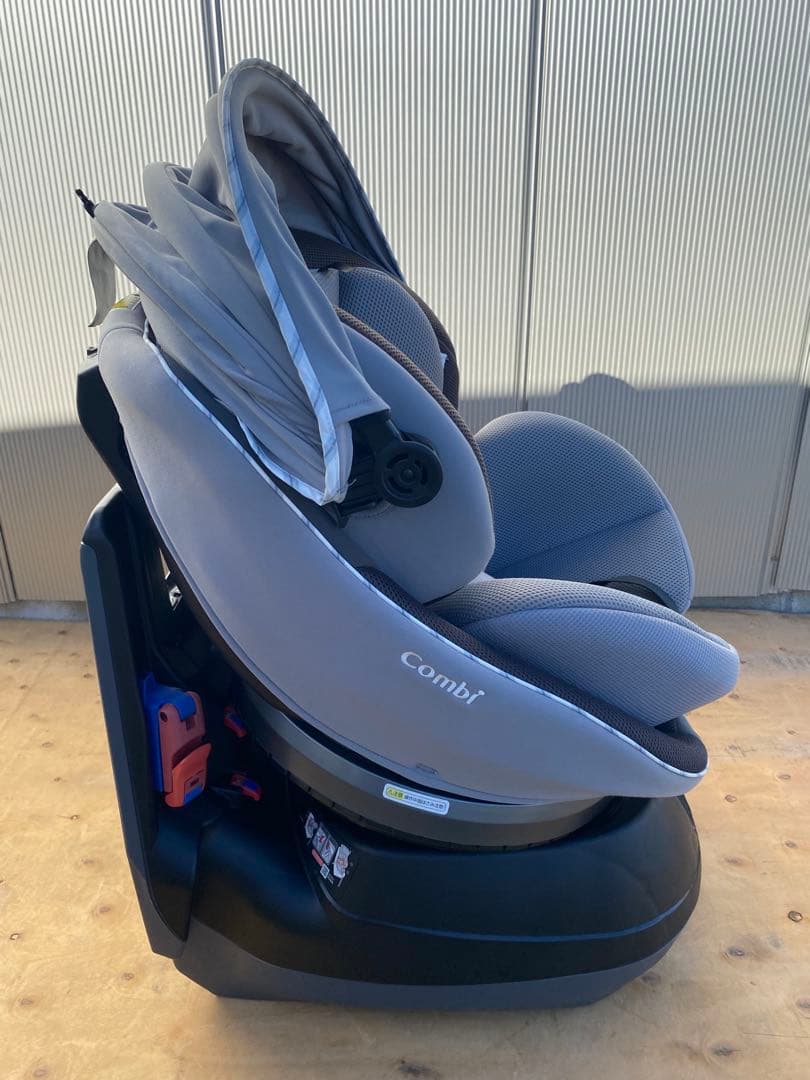美品！コンビ クルムーヴスマート エッグショック JN-550チャイルドシート