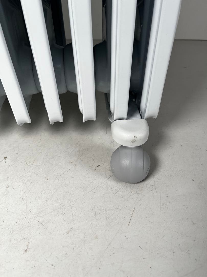 美品　デロンギ　RHJ35M1015-LG オイルヒーター