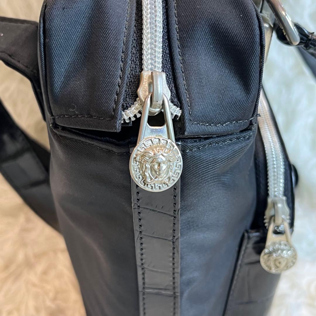 ヴェルサーチ VERSACE メデューサ ショルダーバッグ
