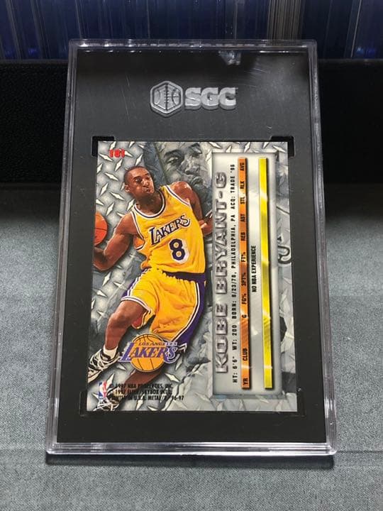 NBA カード コービー・ブライアント KOBE BRYANT 4 RC