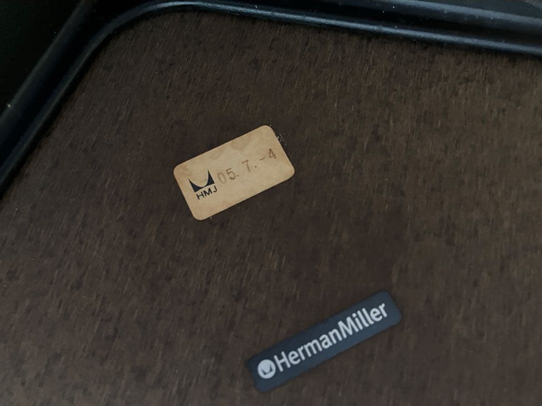 【希少】ハーマンミラーイームズコントラクトベーステーブルラウンドタイプ白