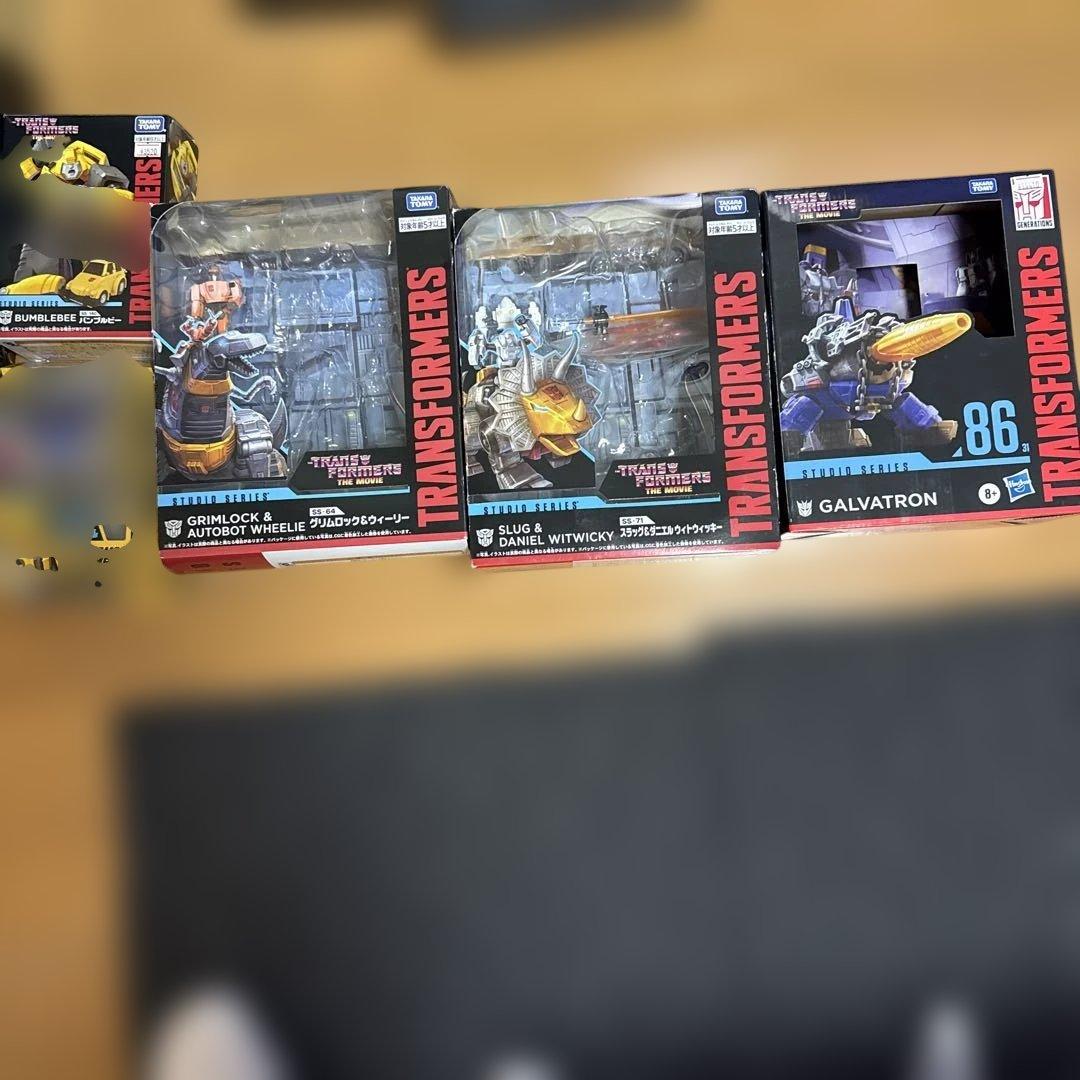 ハズブロ・タカラトミー　トランスフォーマー フィギュアセット　12体