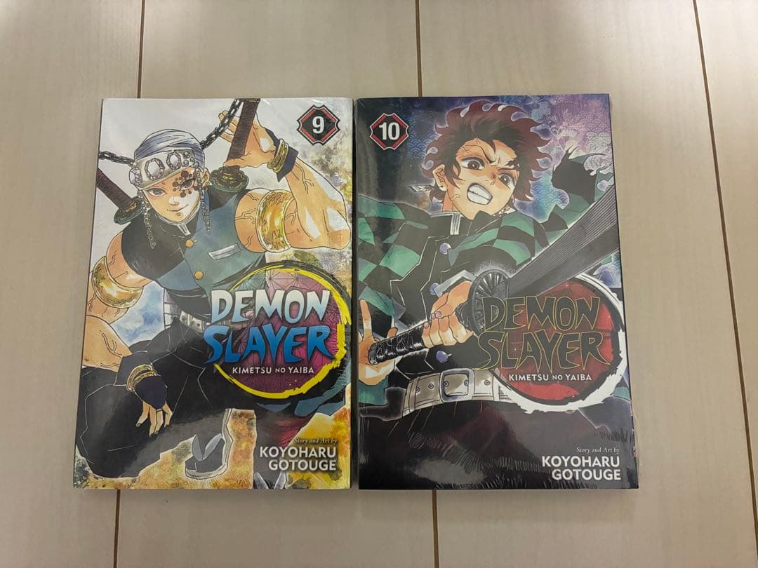 に*ざ様 英語版 Demon Slayer: 鬼滅の刃 Vols. 1‑23+0