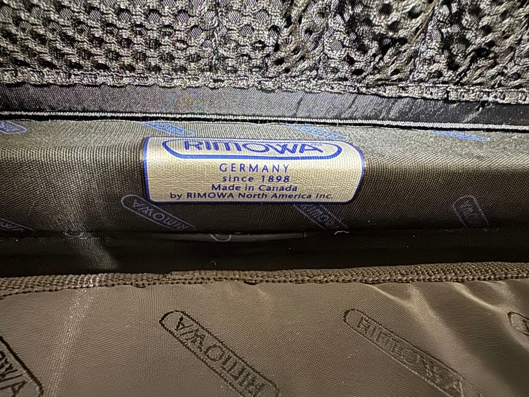 リモワrimowaアタッシュケース未使用