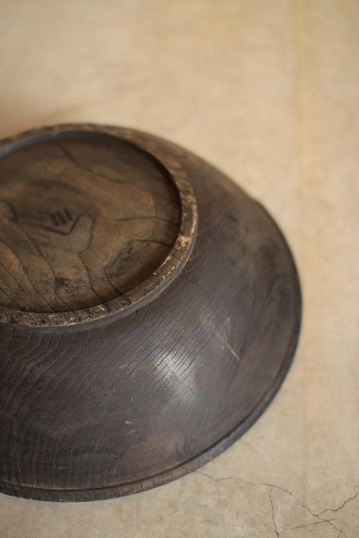 古く味のあるこね鉢　古材　くりぬき　花器　古道具　アンティーク