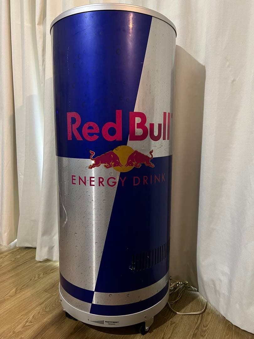 ⭐︎非売品⭐︎ Red Bull レッドブル 缶型 冷蔵庫 キャスター付