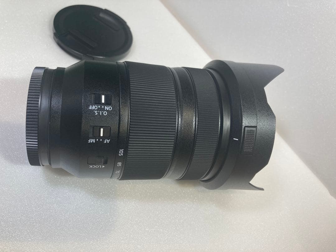 LUMIX 24-105mm f/4 ズームレンズ　Lマウント
