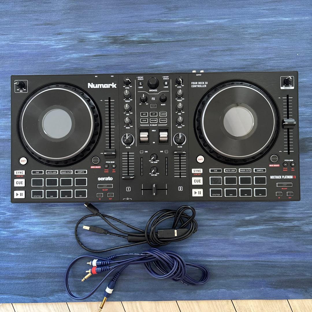Numark Mixtrack Platinum FX /最終値下げ