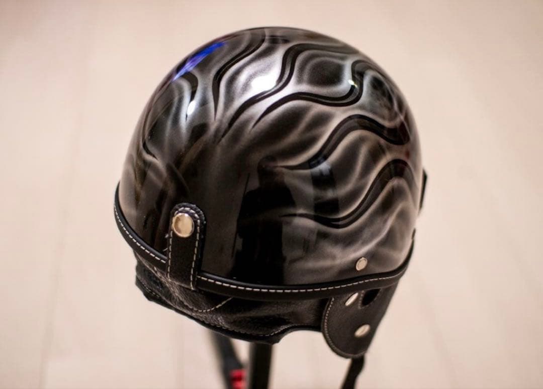 ショーティー　ポリヘル　ポリス　ヘルメット 黒、シルバーフレア